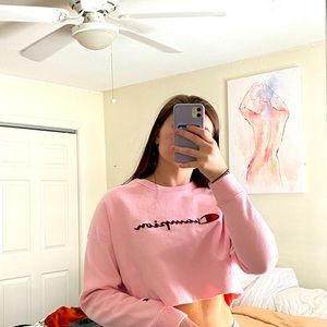cropped champion sweatshirt